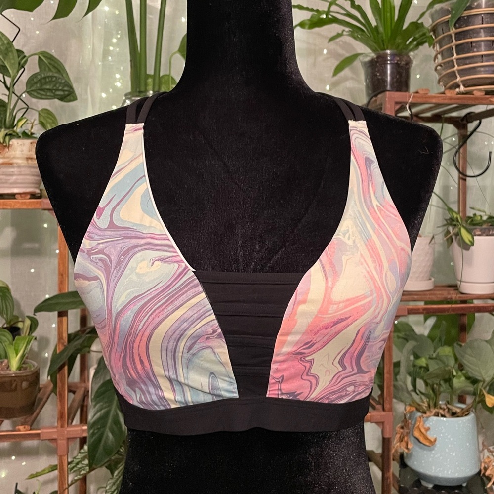 Victoria’s Secret Pink Ultimate Sports Bra M
